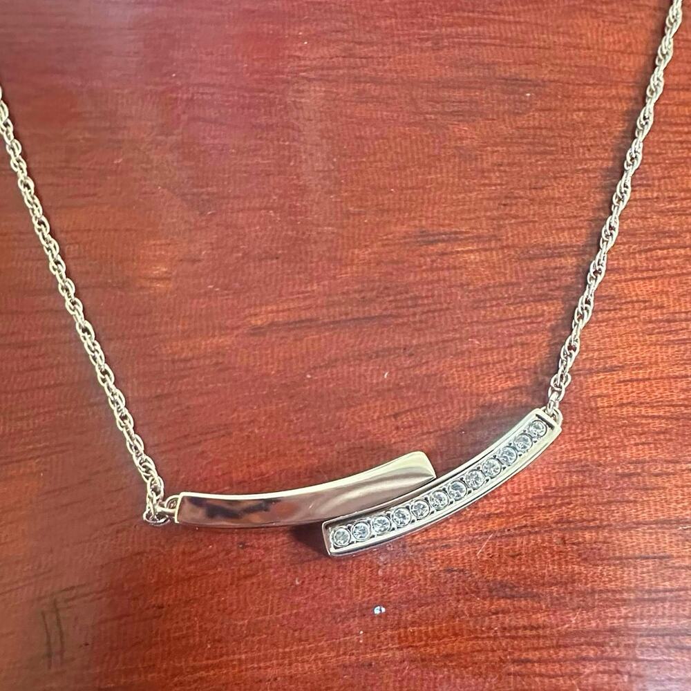 BOSS Necklace Delicate Chain Minimalist Jewelry 18" - 20" long Preppy